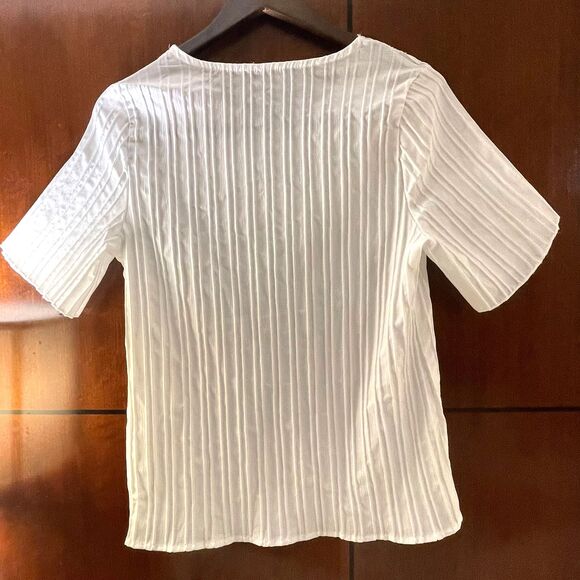 Women's White Tshirt Lace Cutout Applique Crew Neck Blouse Top Size M - Picture 3 of 9